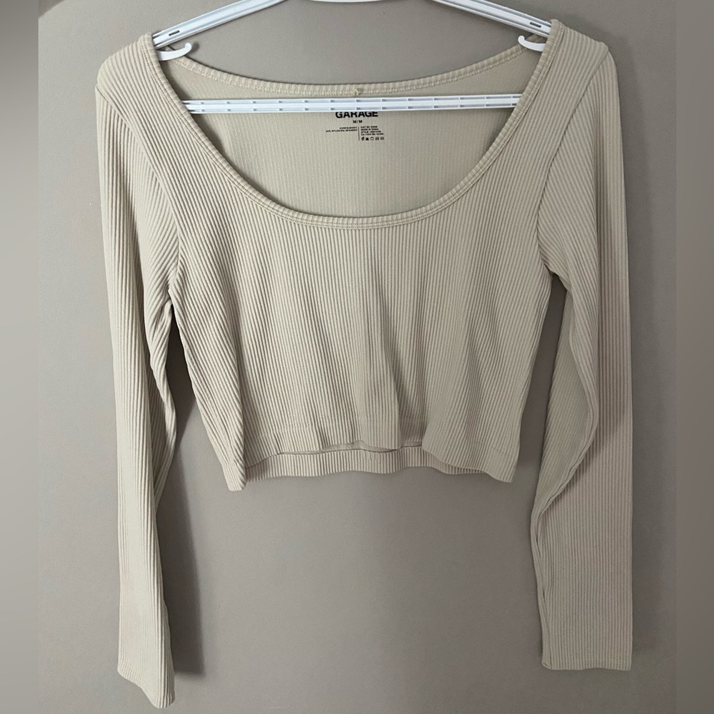 Ribbed long sleeve